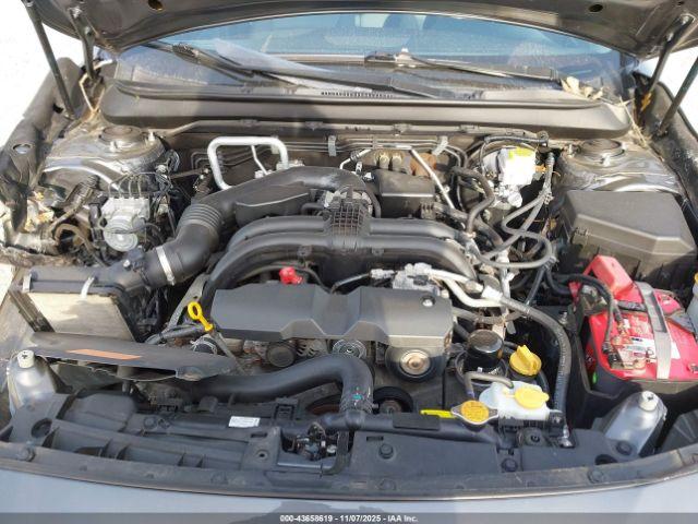 Subaru Outback 2.5i Limited Image 16