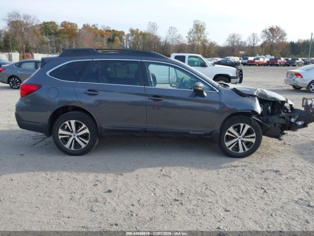 Subaru Outback 2.5i Limited Image 9
