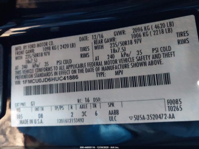 Ford Escape Titanium Image 2