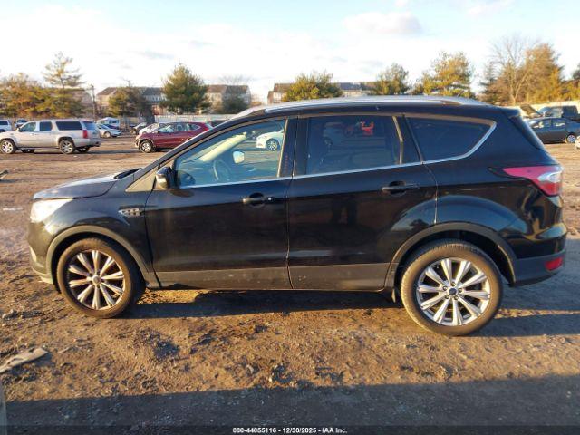 Ford Escape Titanium Image 12