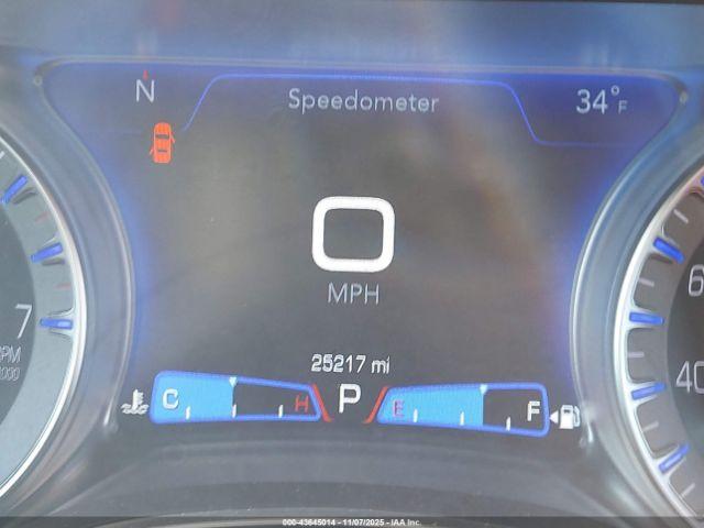 Chrysler 300 Touring Image 2