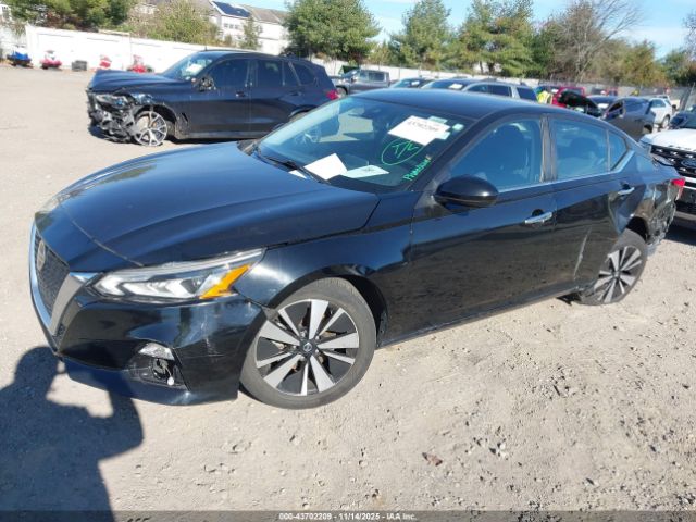 Nissan Altima Sv Fwd Image 2