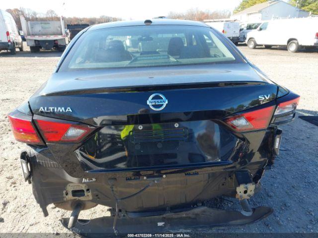 Nissan Altima Sv Fwd Image 15