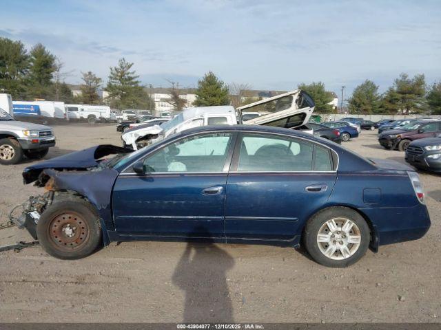 Nissan Altima 2.5 S Image 10