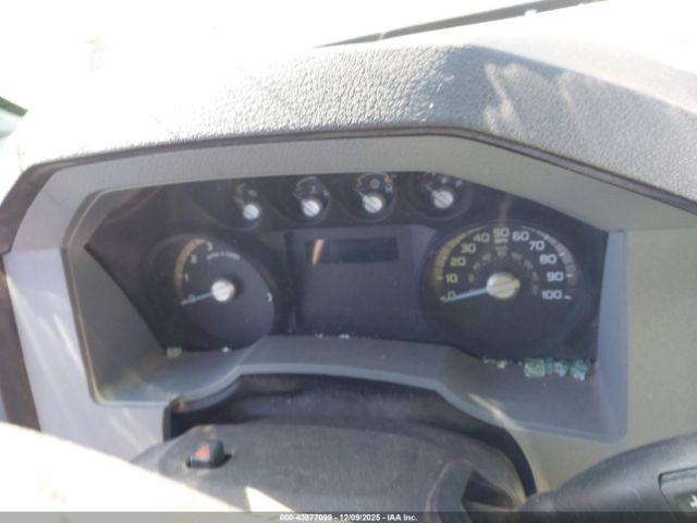 Ford F-350 Xl Image 10