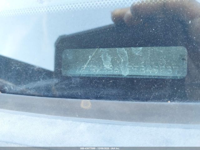 Ford F-350 Xl Image 6