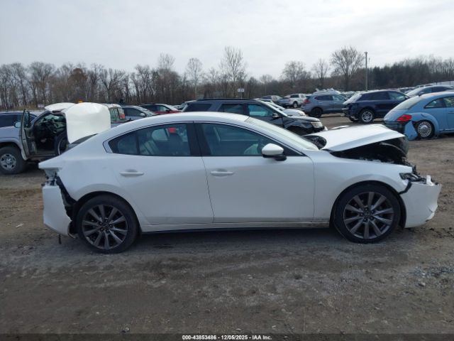 Mazda Mazda3 Select Image 2