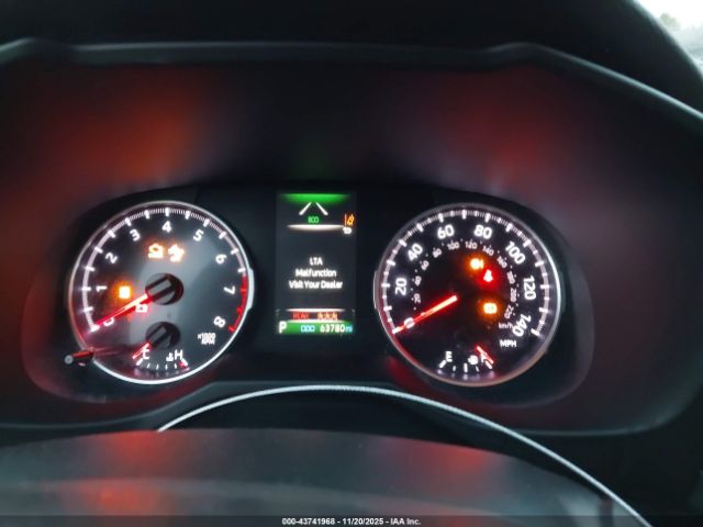 Toyota RAV4 Le Image 2