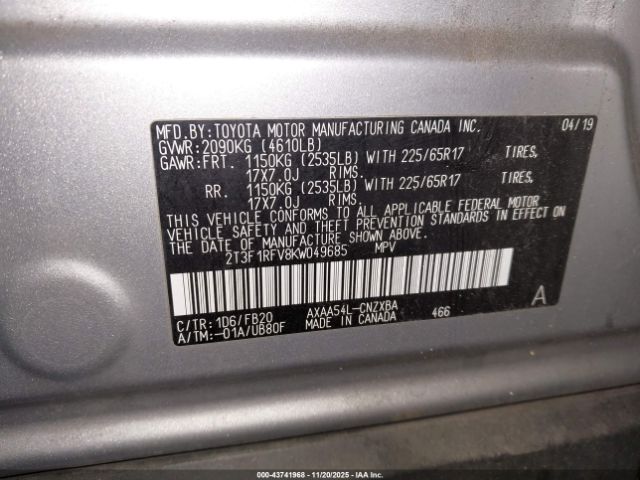 Toyota RAV4 Le Image 8