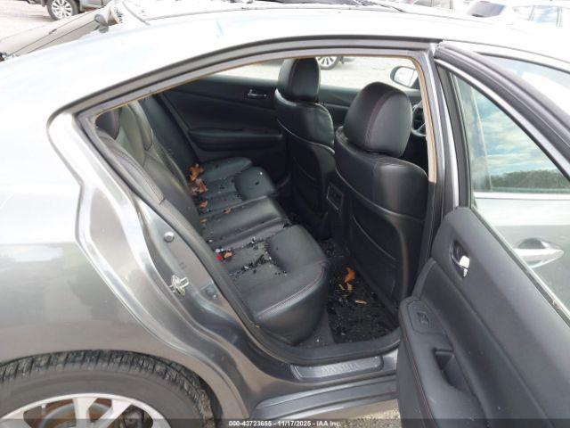 Nissan Maxima 3.5 Sv Image 6