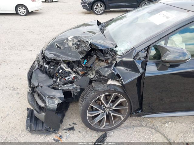 Toyota Corolla Se Image 6