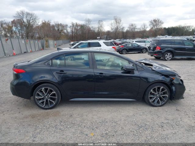 Toyota Corolla Se Image 12