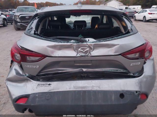 Mazda Mazda3 I Grand Touring Image 9