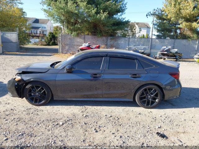 Honda Civic Sport Image 13