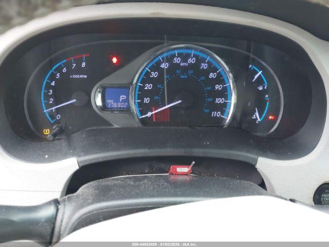 Toyota Sienna Xle Image 7