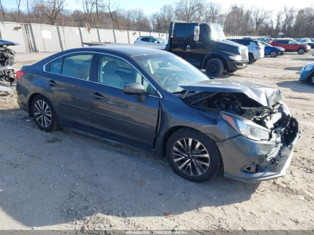 Subaru Legacy 2.5i Premium Image 1