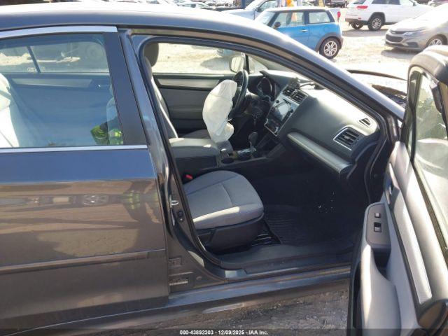 Subaru Legacy 2.5i Premium Image 16