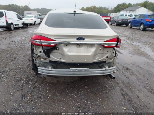 Ford Fusion Se Image 6