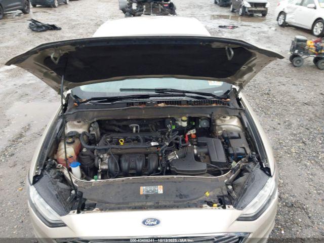 Ford Fusion Se Image 7