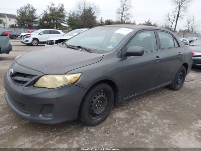 Toyota Corolla Le Image 10