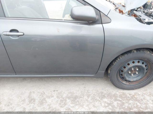 Toyota Corolla Le Image 5