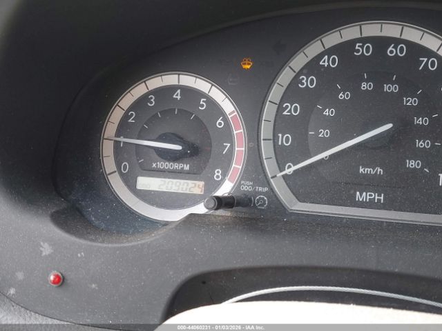 Toyota Sienna Ce Image 9