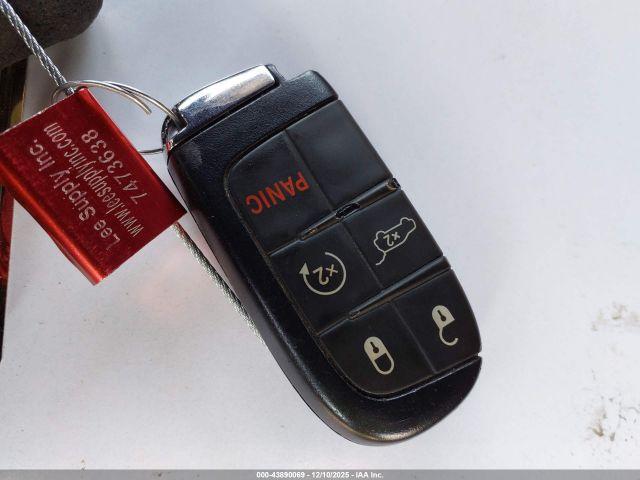 Jeep Compass Latitude 4x4 Image 12