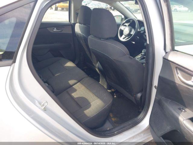 Kia Forte Lxs Image 2