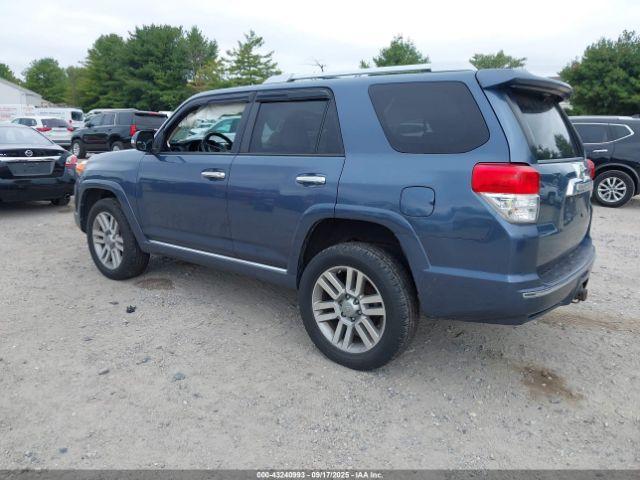 Toyota 4Runner Limited V6 Image 2