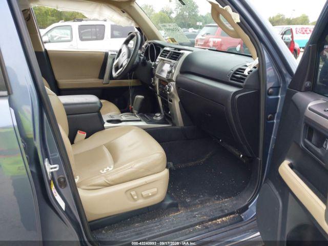 Toyota 4Runner Limited V6 Image 5