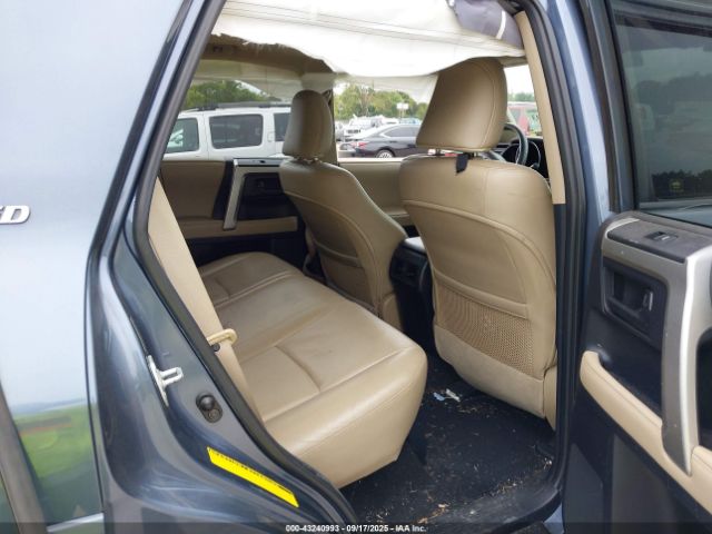 Toyota 4Runner Limited V6 Image 9