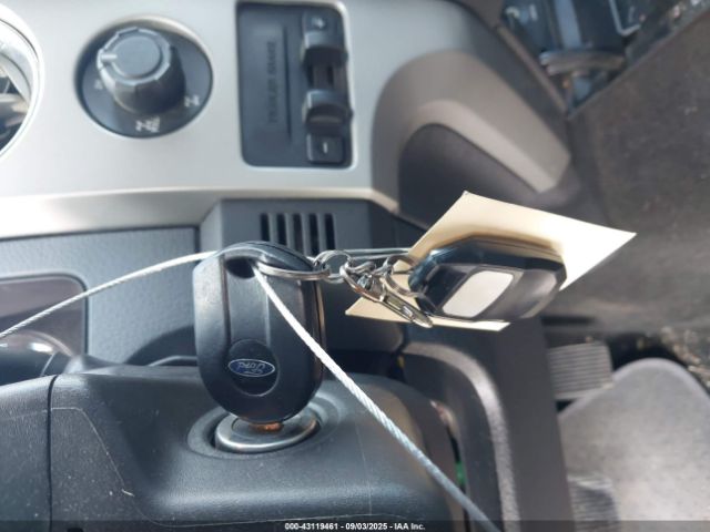 Ford F-150 Xlt Image 8