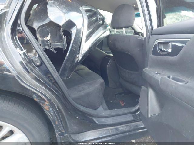 Nissan Altima 2.5 Sv Image 14