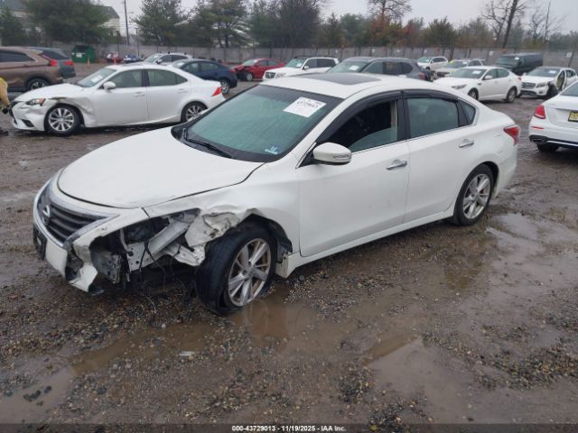 Nissan Altima 2.5 Sv Image 12