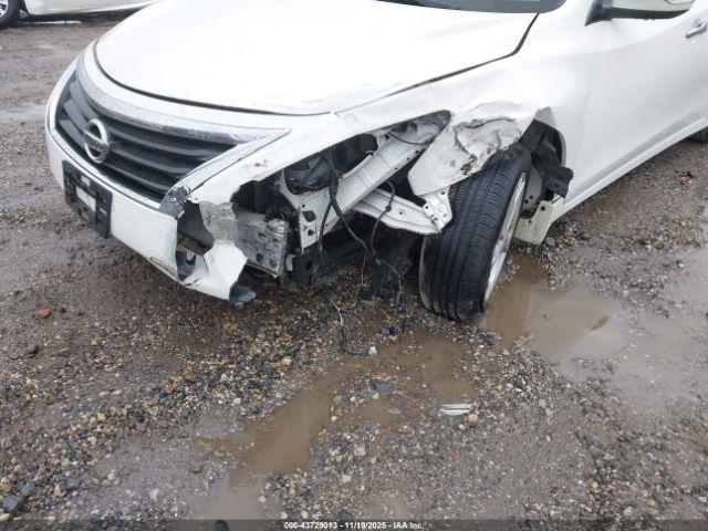 Nissan Altima 2.5 Sv Image 6