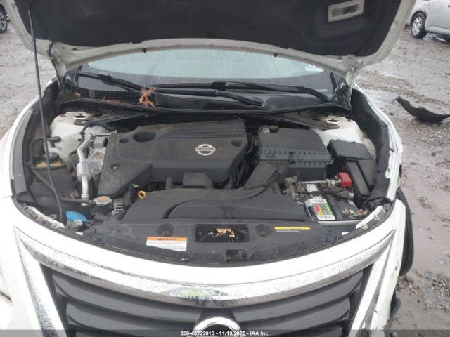 Nissan Altima 2.5 Sv Image 13