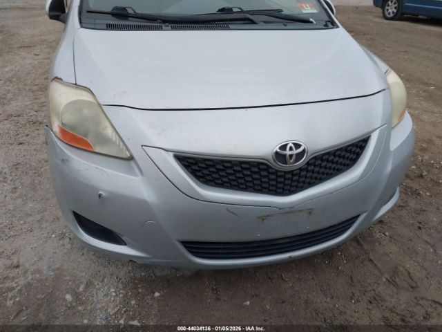 Toyota Yaris Image 9