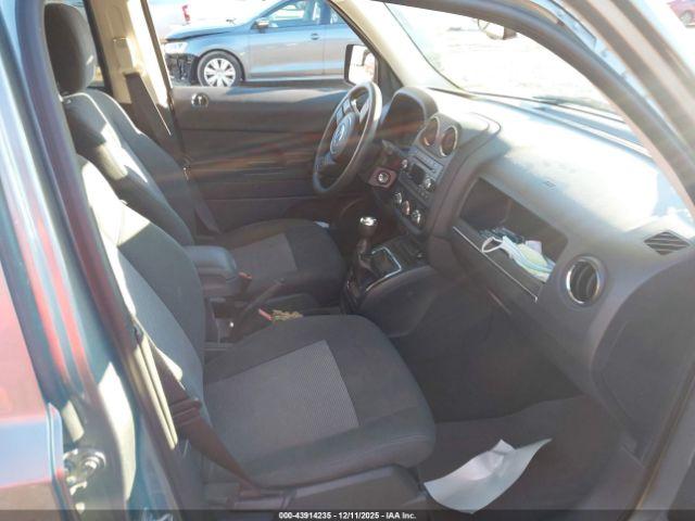 Jeep Patriot Sport Image 12