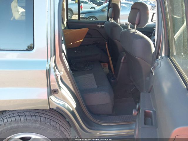 Jeep Patriot Sport Image 8