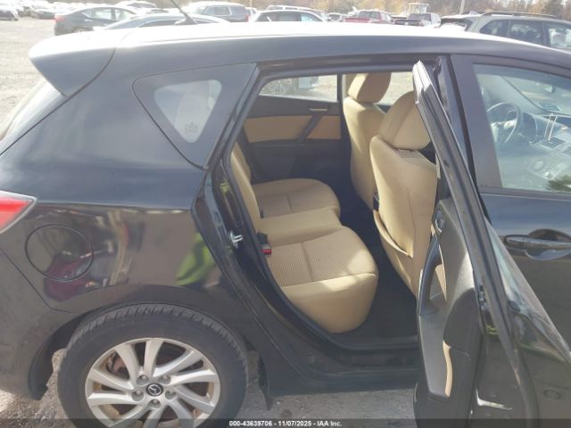 Mazda Mazda3 I Touring Image 12