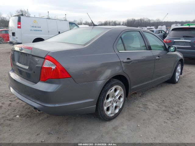Ford Fusion Se Image 16