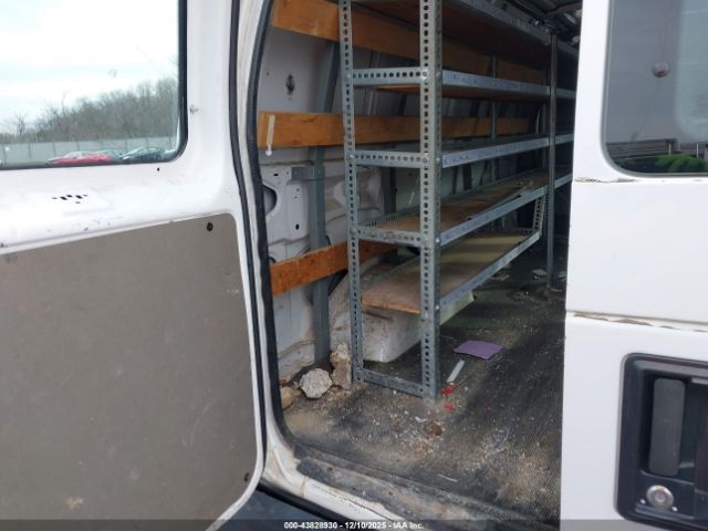 Ford E-250 Commercial Image 6