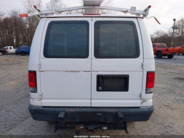 Ford E-250 Commercial Image 18