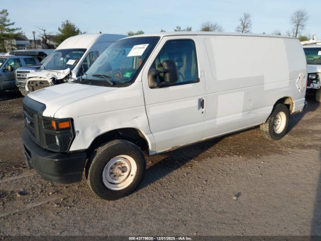 Ford E-150 Image 2