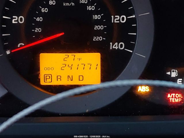 Toyota RAV4 Image 10