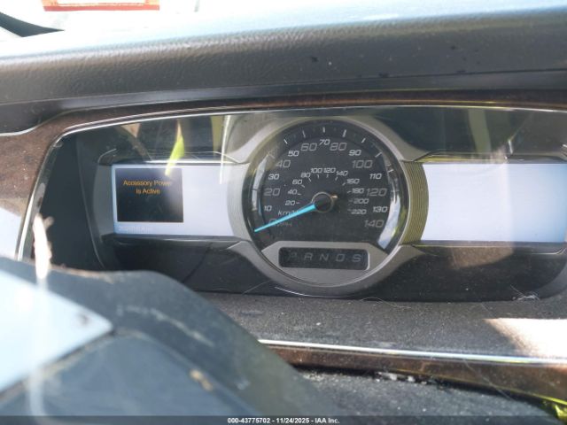 Ford Taurus Limited Image 4