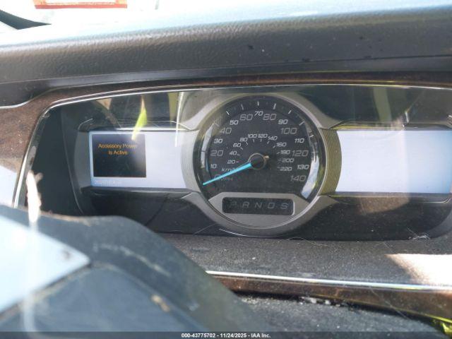 Ford Taurus Limited Image 4