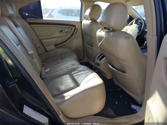 Ford Taurus Limited Image 7