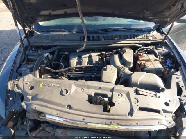 Ford Taurus Limited Image 13