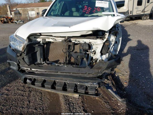 Toyota Tacoma Sr Image 2